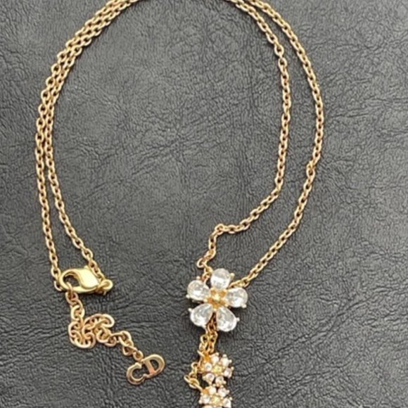 Vintage Rare find Christian Dior necklace w/Clear Rhinestones flowers - Picture 6 of 11